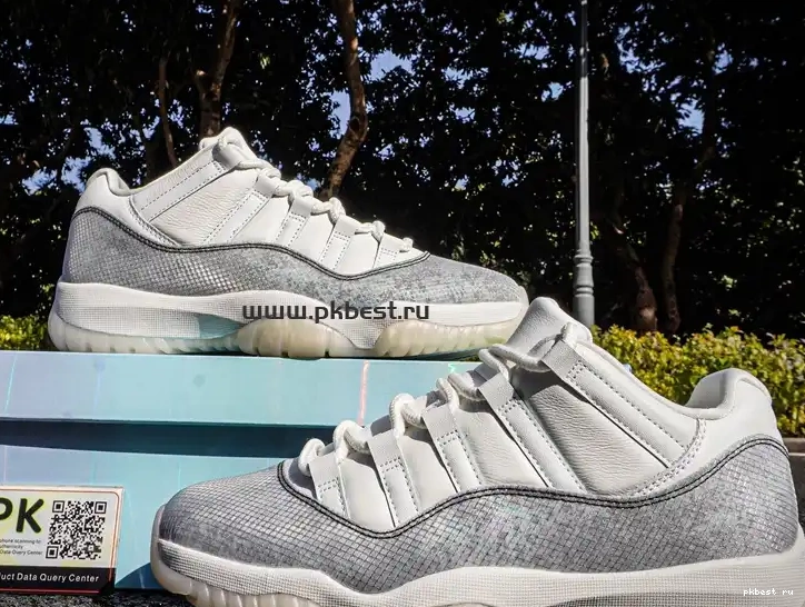 snake PK Jordan MATERIALS Jordan Air Low GOD the RETAIL of SHIP TO 11 READY Year 0316